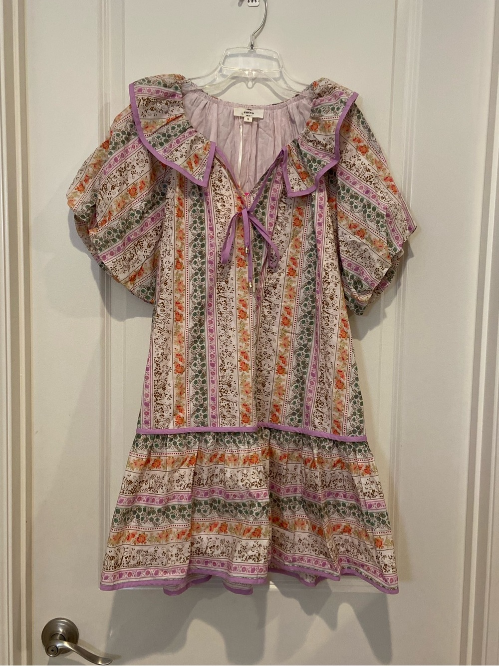 New Boho Floral Striped Ruffle Tiered Puff Sleeve Dress with Ruffle Bib Collar - Picture 3 of 7
